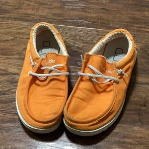 Hey Dudes Wally Youth size US Y4-L5